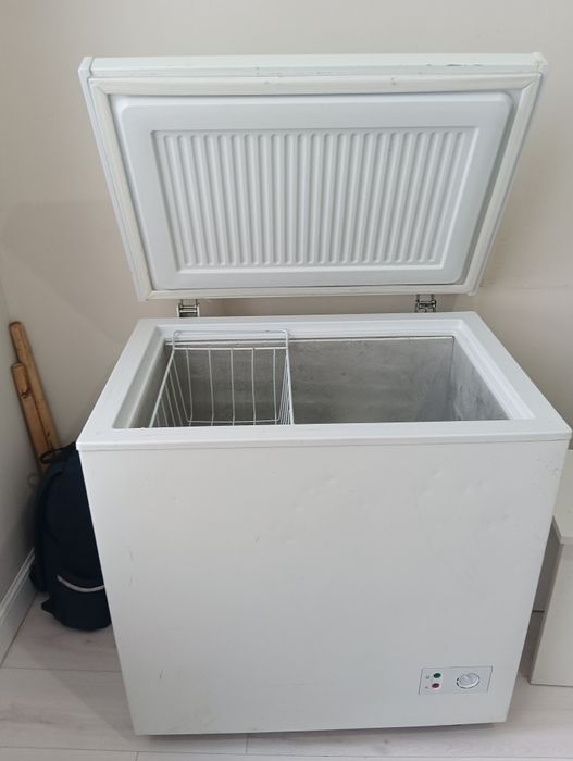 Продам морозильник, 150литра.