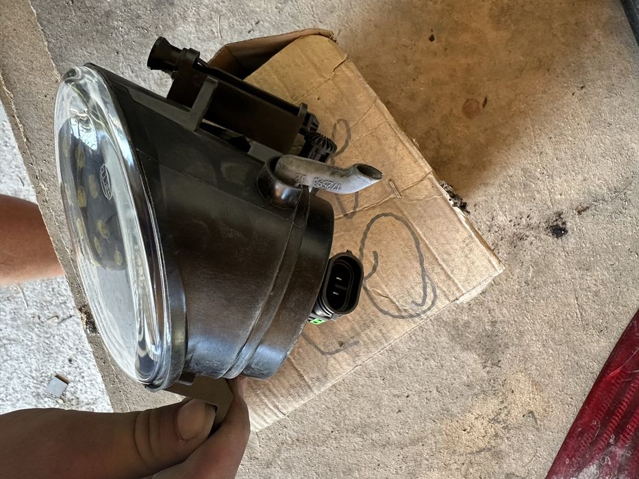 Audi Q7 преди фейс Чисто нов десен Халоген