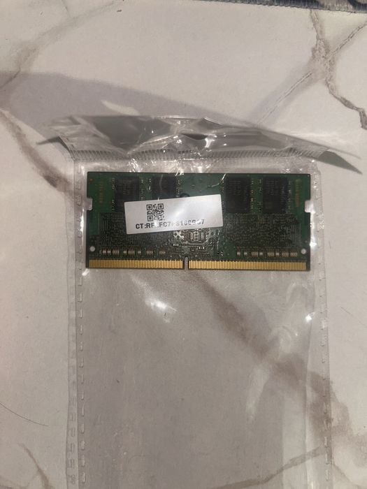 Samsung M471A5143EB0-CPB ddr4 4 Гб Озу