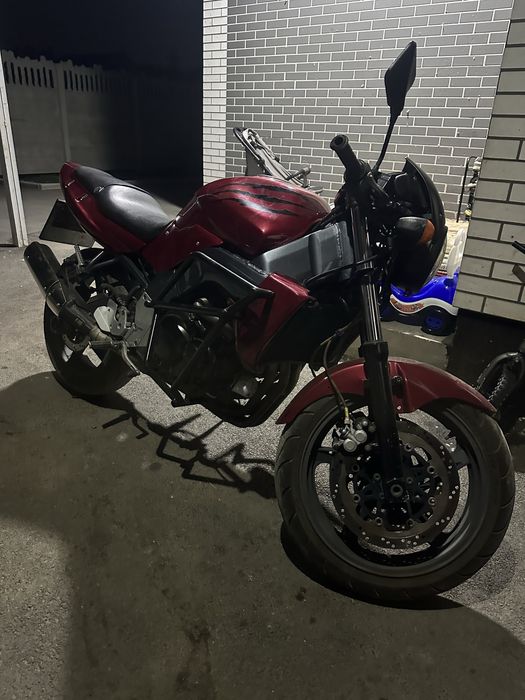 Kawasakii sbr 400