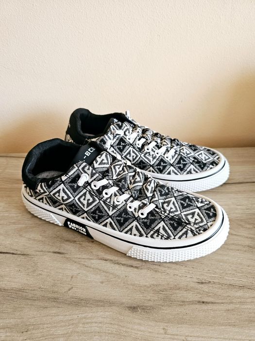 Sneakers  unisex noi 42