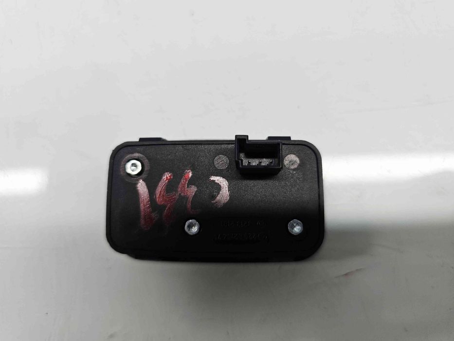 Buton deschidere portbagaj Mercedes Clasa C (W205) [Fabr 2014-prezent