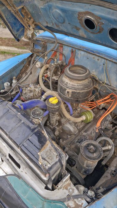 Продается ЗиЛ самосвал в хорошем состоянии остальные вопросы по телефо