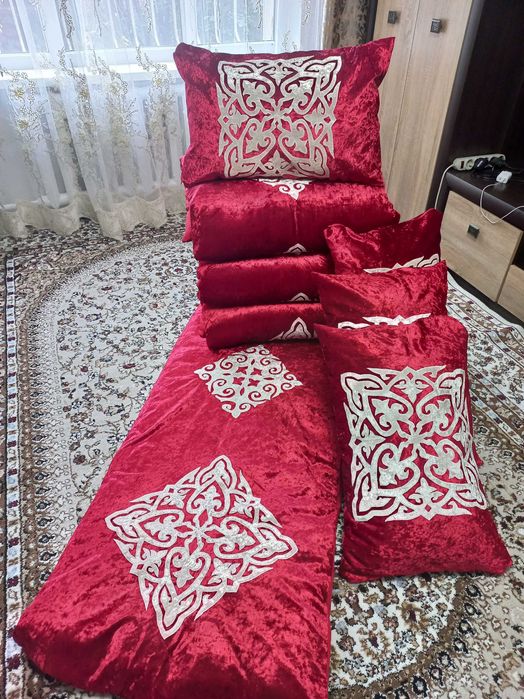 Продам  национальные корпе