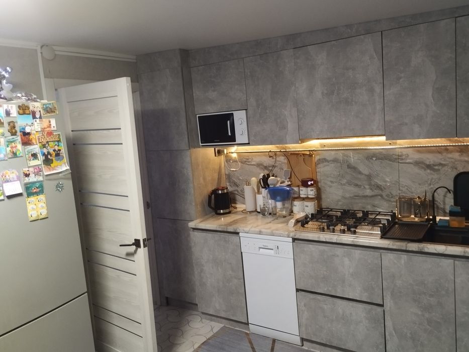 Продам дом м-он Шанхай