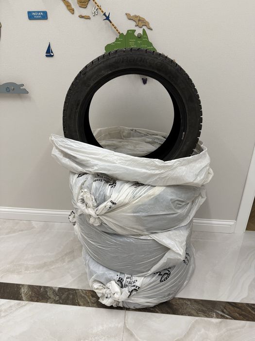 Зимние шипованные шины Hankook
