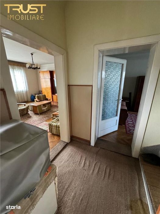 Casa cu 5 camere l 406 MP Teren l Garaj l Andrei Muresanu
