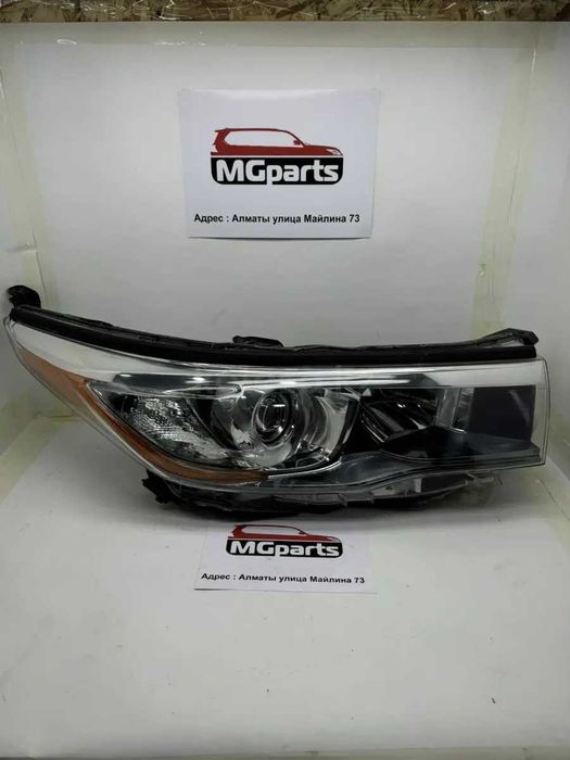 Фара б/у оригинал правая и левая от Toyota Highlander 13-16г