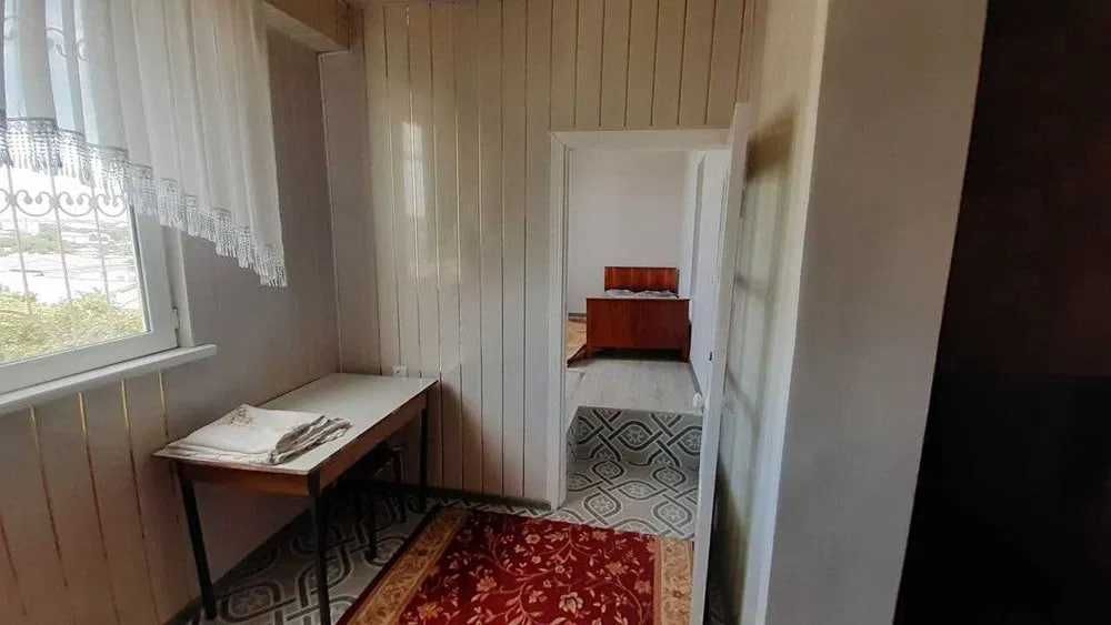 Beruni Metrosi Yonida 2 xona 71m2 Kvartira zudlik bilan sotiladi !