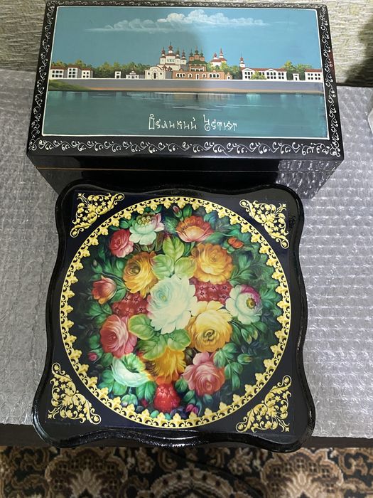 Шкатулки из дерева