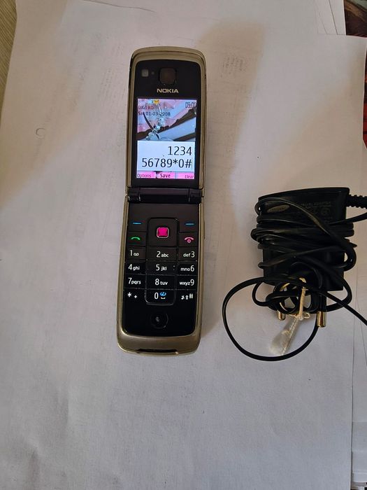 Nokia 6600 fold cu încărcător original Nokia ( decodat)