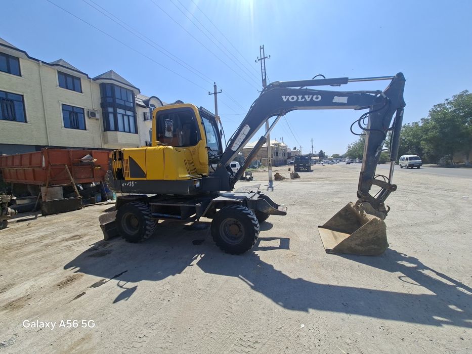 Volvo 2004 xolati yaxshi