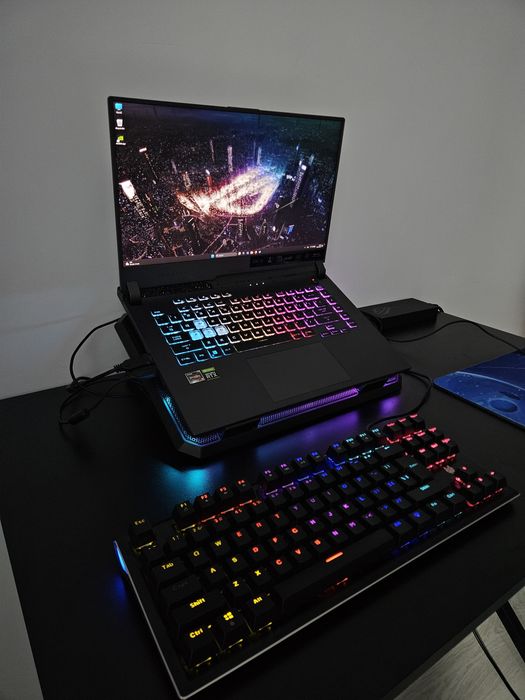 Laptop Gaming ASUS ROG Strix G15 G513RM-HQ013 plus BIROU si PERIFERICE