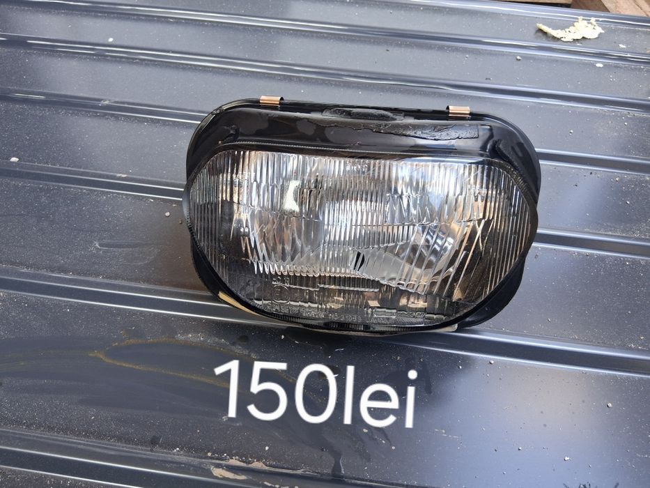 Dezmembrez Yamaha xj 600