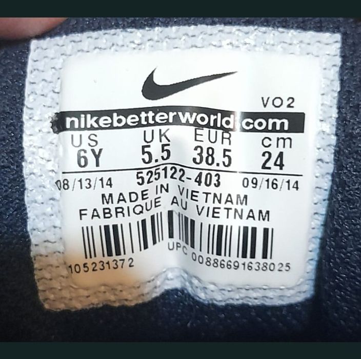 Vând urgent adidași Nike mărime 38 noi