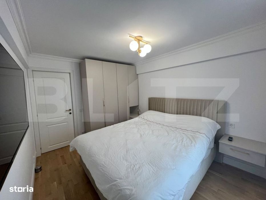 Apartament cu 3 camere, 55 mp, centrala si AC, zona Ultracentral