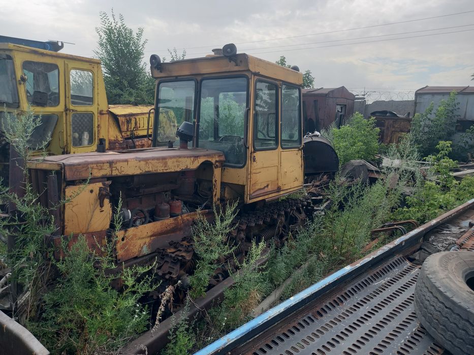 Продам Бульдозер ДТ75
