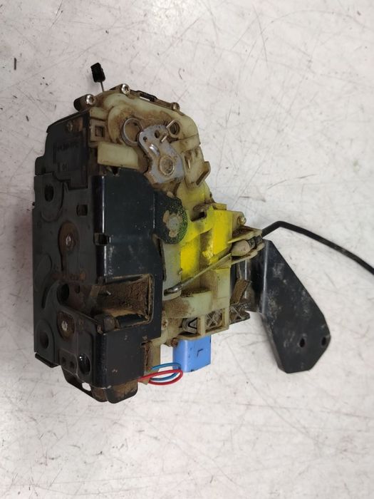 Broasca usa stanga fata 3b1837015aq Volkswagen VW Polo 4 9N [2001 - 2