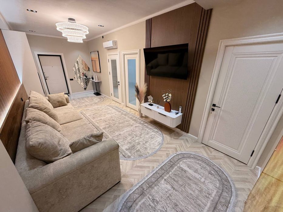 ЖК Yakkasaroy City mall 3-х 95м2. Евро ремонт мебелю техникой