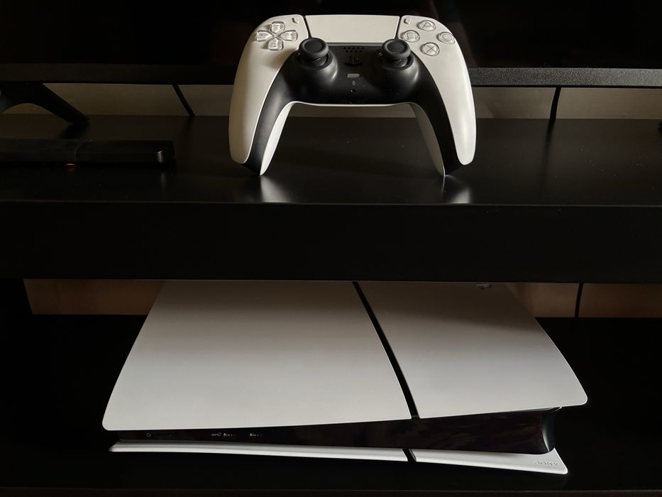 Play station 5 slim digital