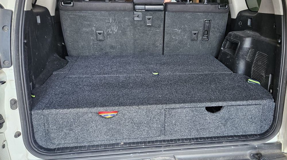 Органайзер , спальник для авто