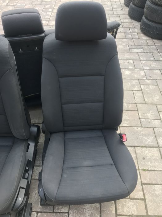 Interior textil impecabil BMW E 60 LCI Limuzina cu incalzire