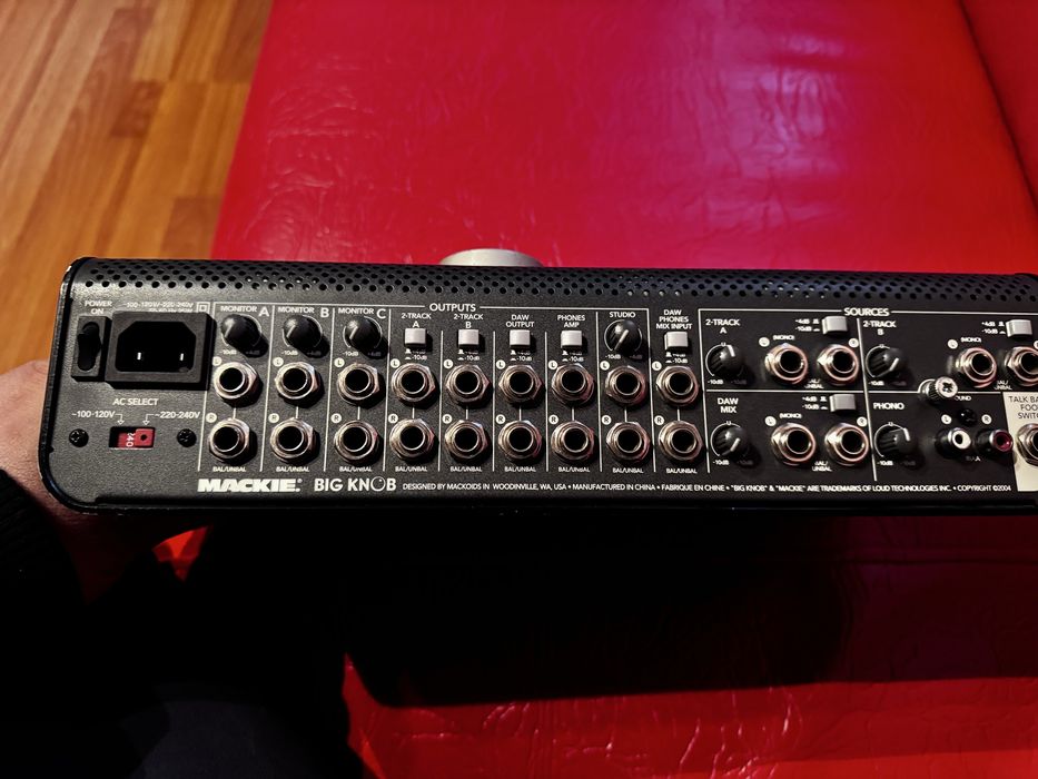 Mackie Big Knob old version