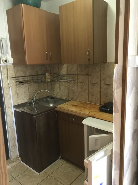 Vand garsoniera zona lipovei