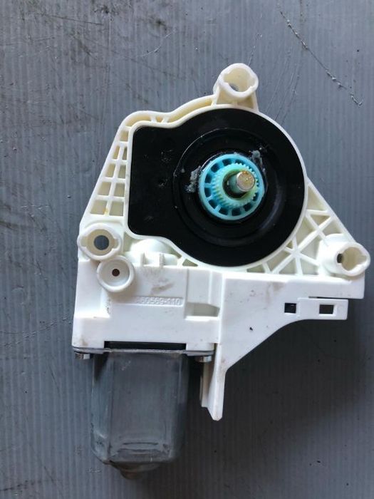 Motoras macara geam electric dreapta spate audi a4 b8