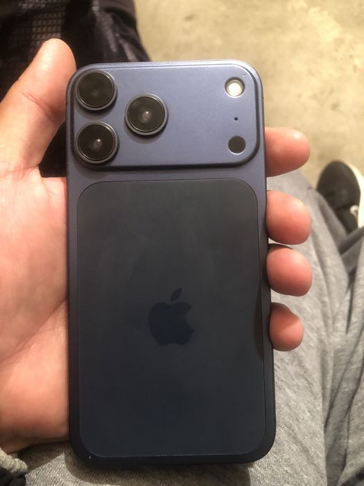 Iphone XR  корпусе 17про сост 100/100