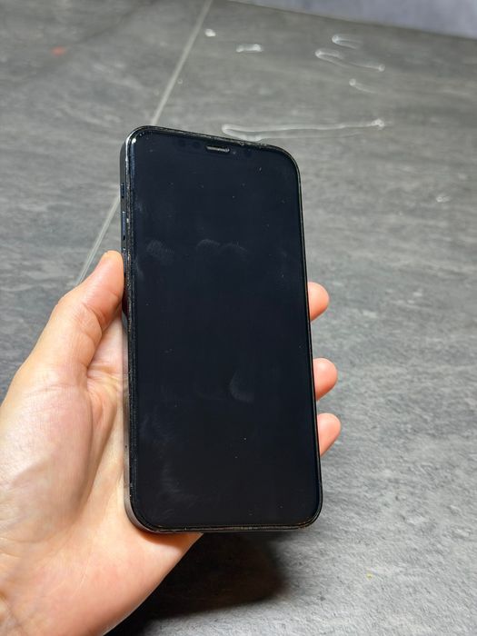 Смартфон iPhone 12 Pro