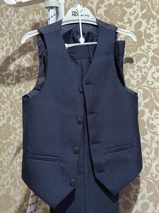 Продам детский костюм