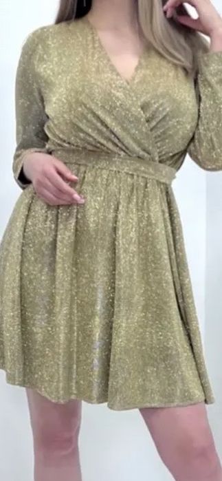 Продам  платье напядное