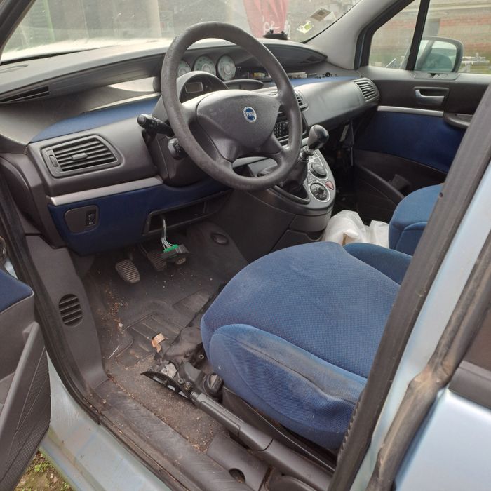 На части Fiat Ulysse