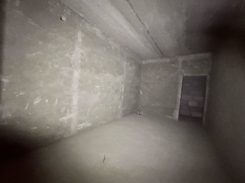Ал мактум 5 этаж срочно