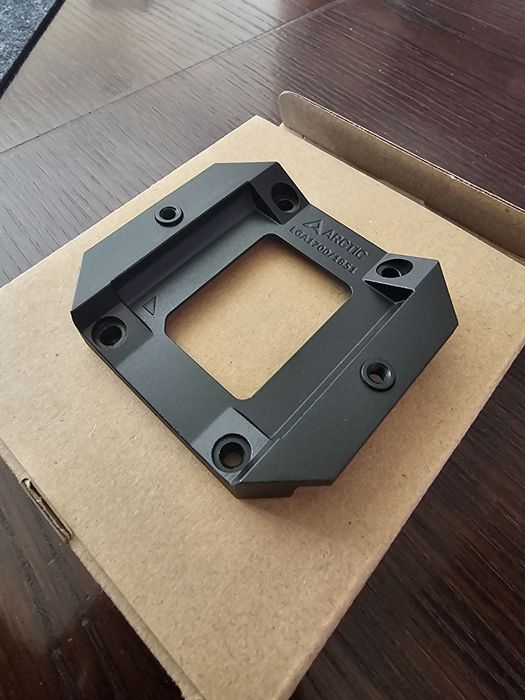 Монтажна скоба arctic за LGA1700/1851