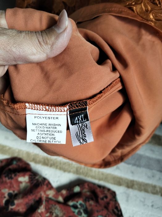 Продам итальянский платье.