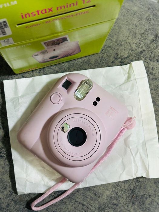 Instax  Mini  12