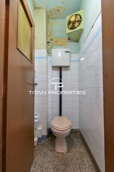 Тристаен , за продажба , ж.к. Сухата река