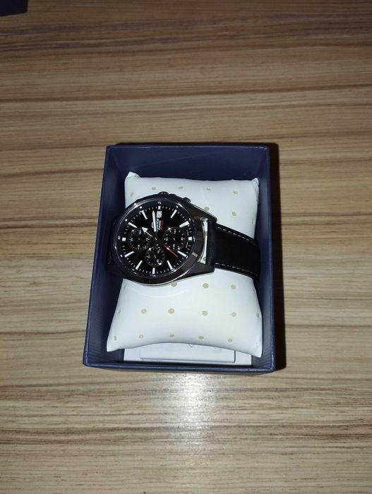 Часовник Casio Edifice