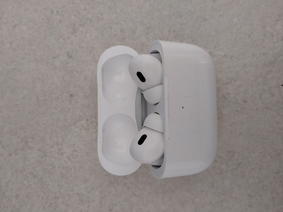 Продам airpods  pro без коробки