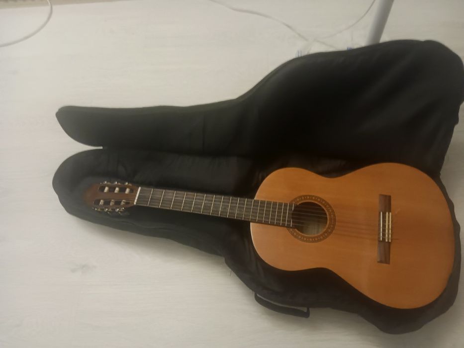 Классическая гитара Yamaha CS40 (уменьшенная версия 3/4)