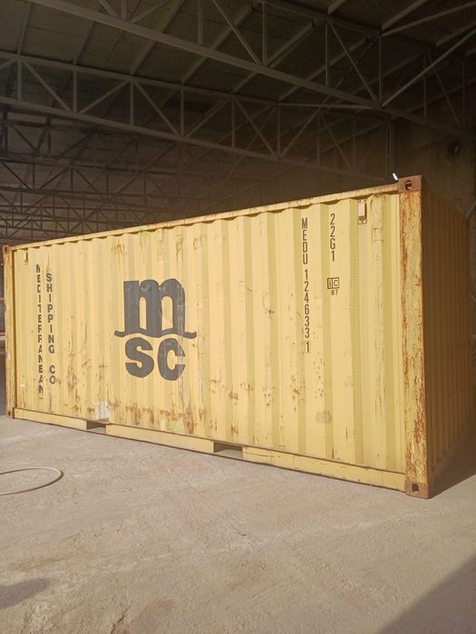 Container maritim
