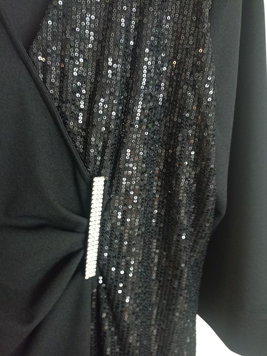 Елегантна рокля голям размер