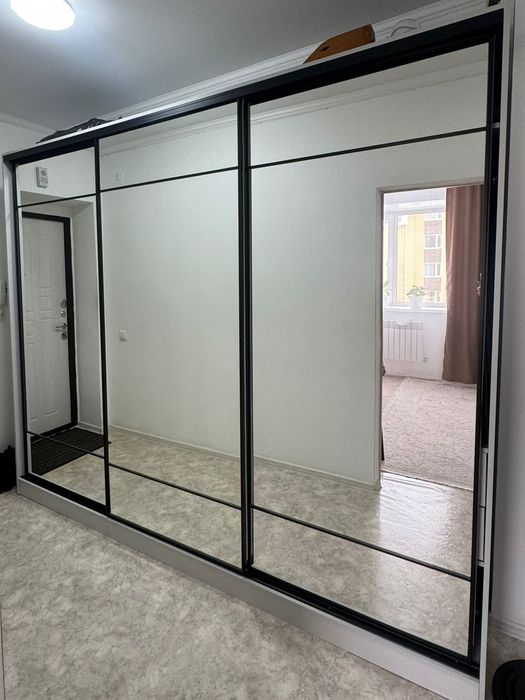 Продам шкаф купе. 140000 тг. Торг.
