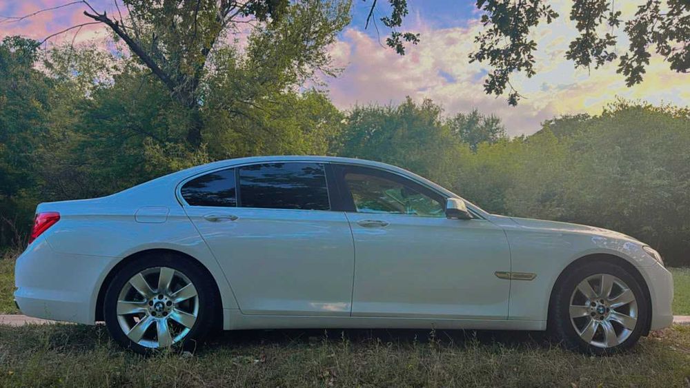 Vand masina BMW seria 7