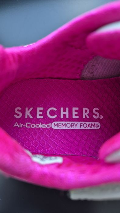 Skechers fete marimea 23