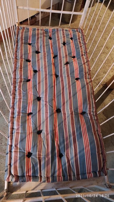 Кушетка с  дюшек- 2 бр