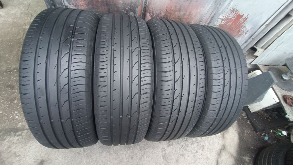 215/55/18 Continental