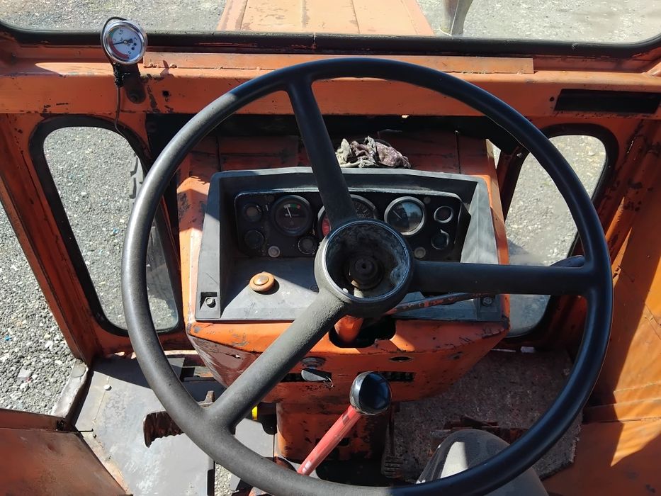 Tractor u 650 in stare de funcționare